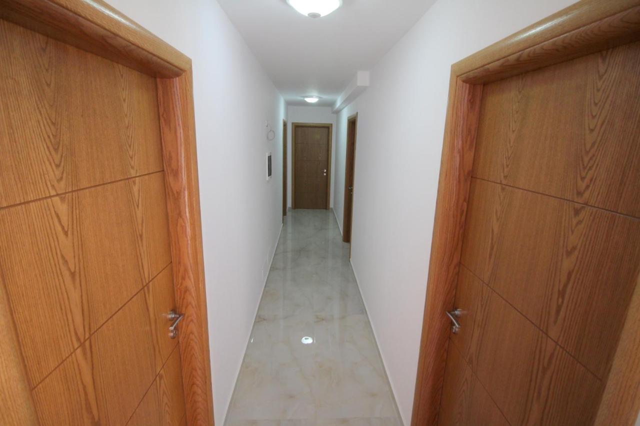 Hotel Four Islands Ксамил Екстериор снимка