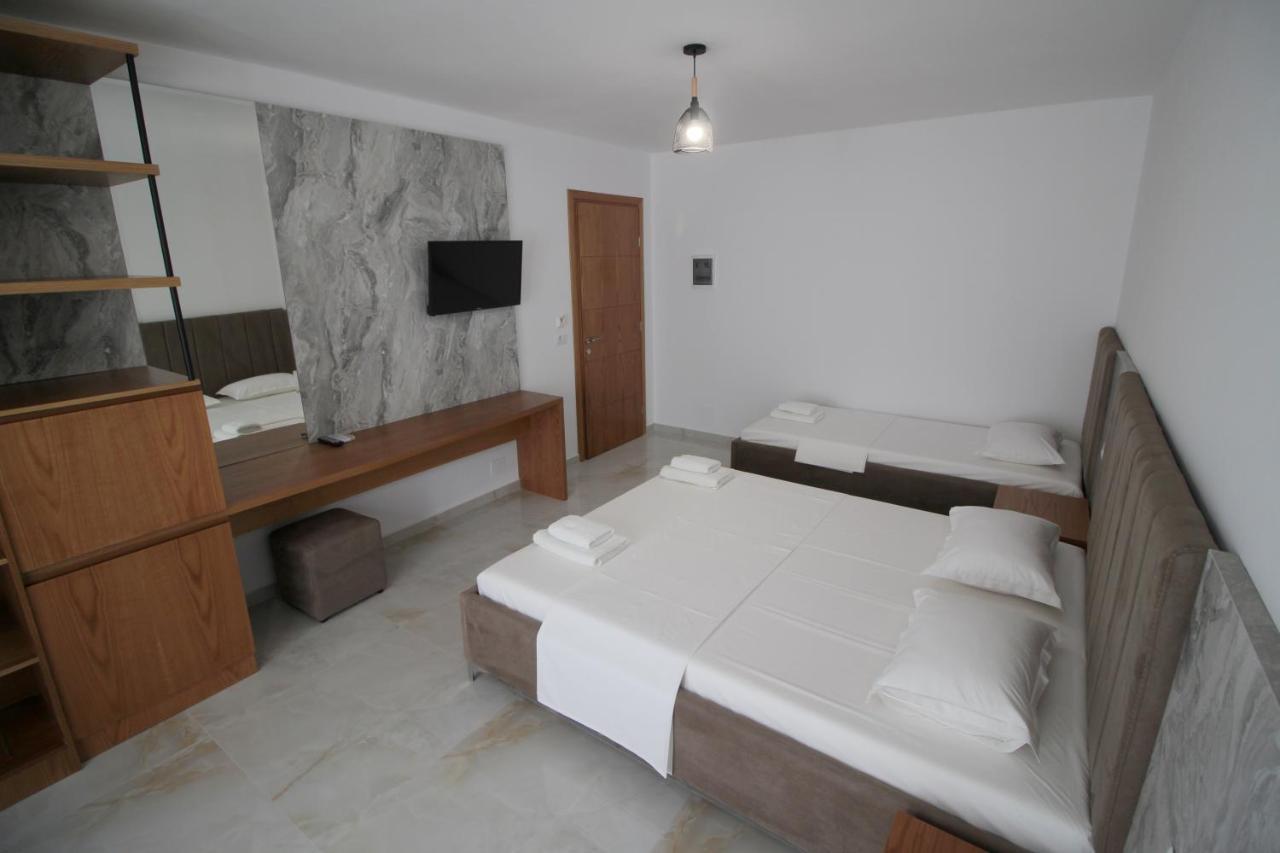 Hotel Four Islands Ксамил Екстериор снимка