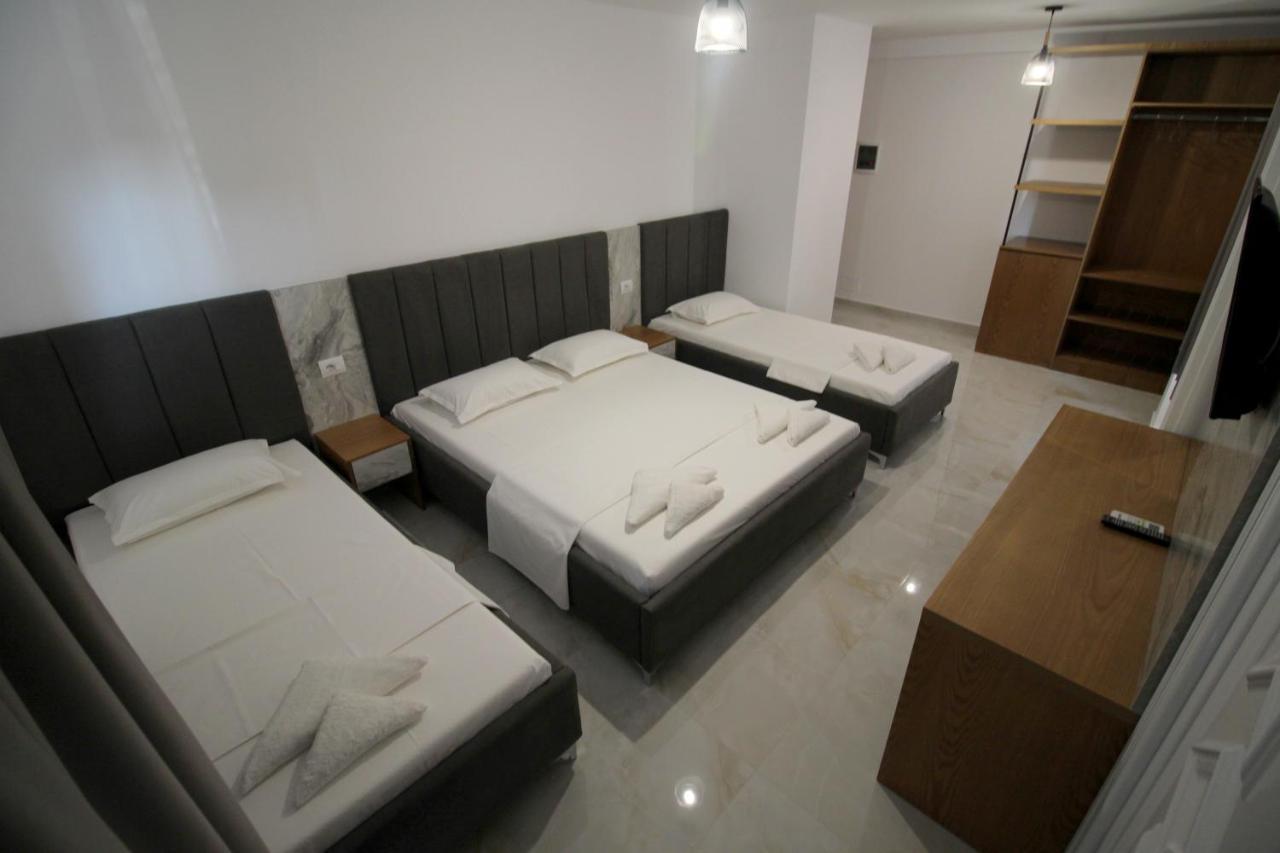 Hotel Four Islands Ксамил Екстериор снимка
