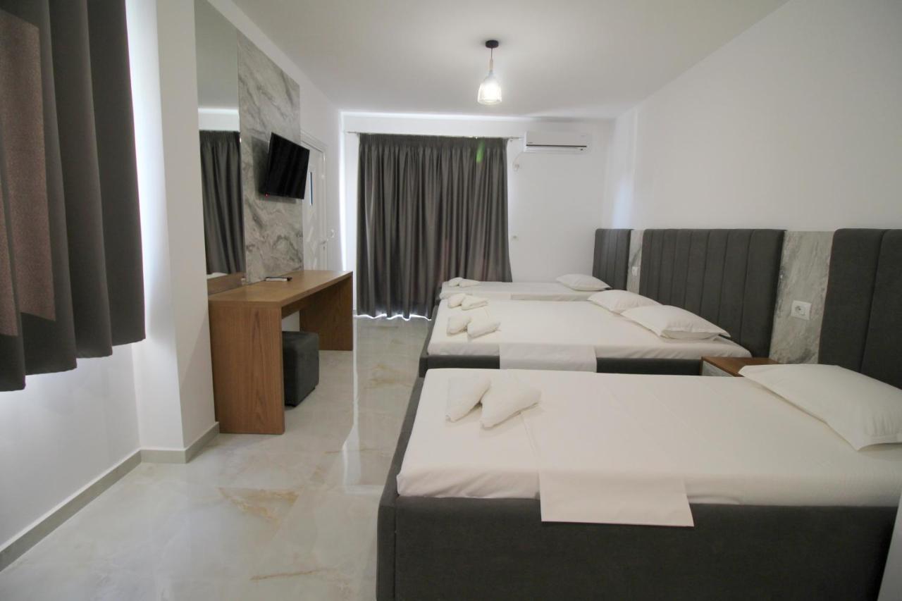 Hotel Four Islands Ксамил Екстериор снимка