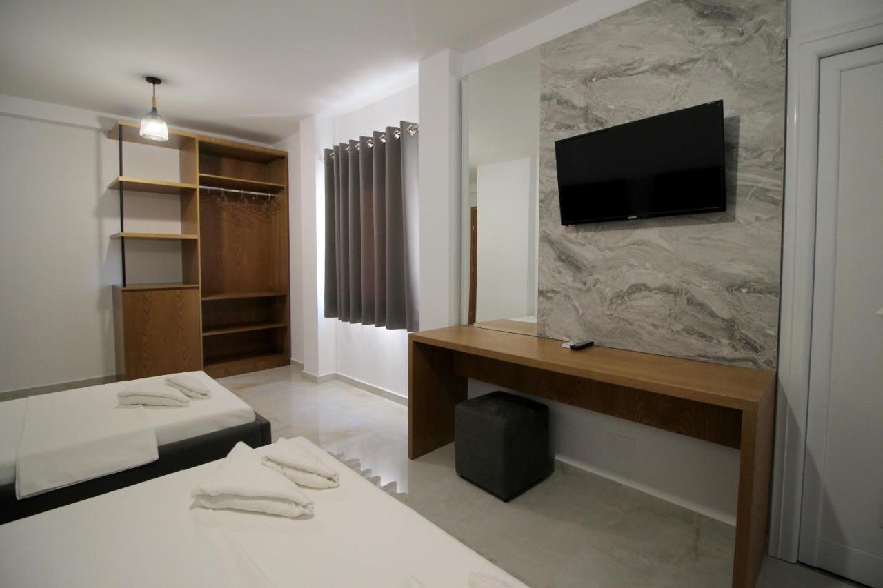 Hotel Four Islands Ксамил Екстериор снимка