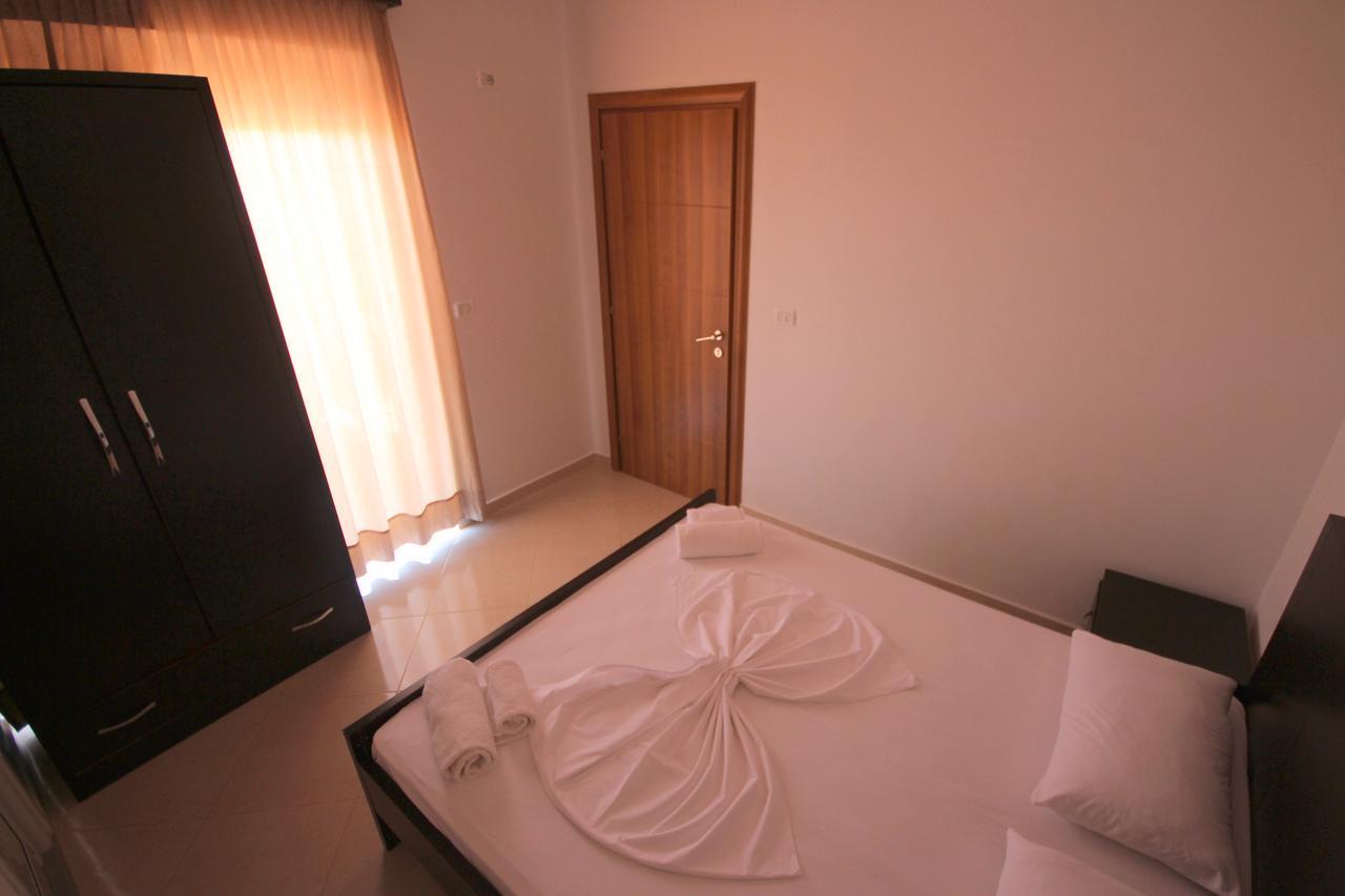 Hotel Four Islands Ксамил Екстериор снимка