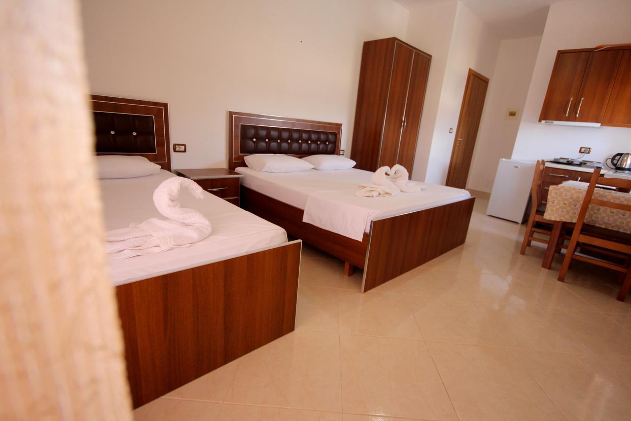 Hotel Four Islands Ксамил Екстериор снимка